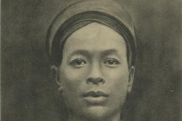 Series number 3331 ("Ba-Bieu, féroce lieutenant du Dề-Tham"), postcard by the studio of Pierre Dieulefils, Hanoi, Vietnam, ca. 1909